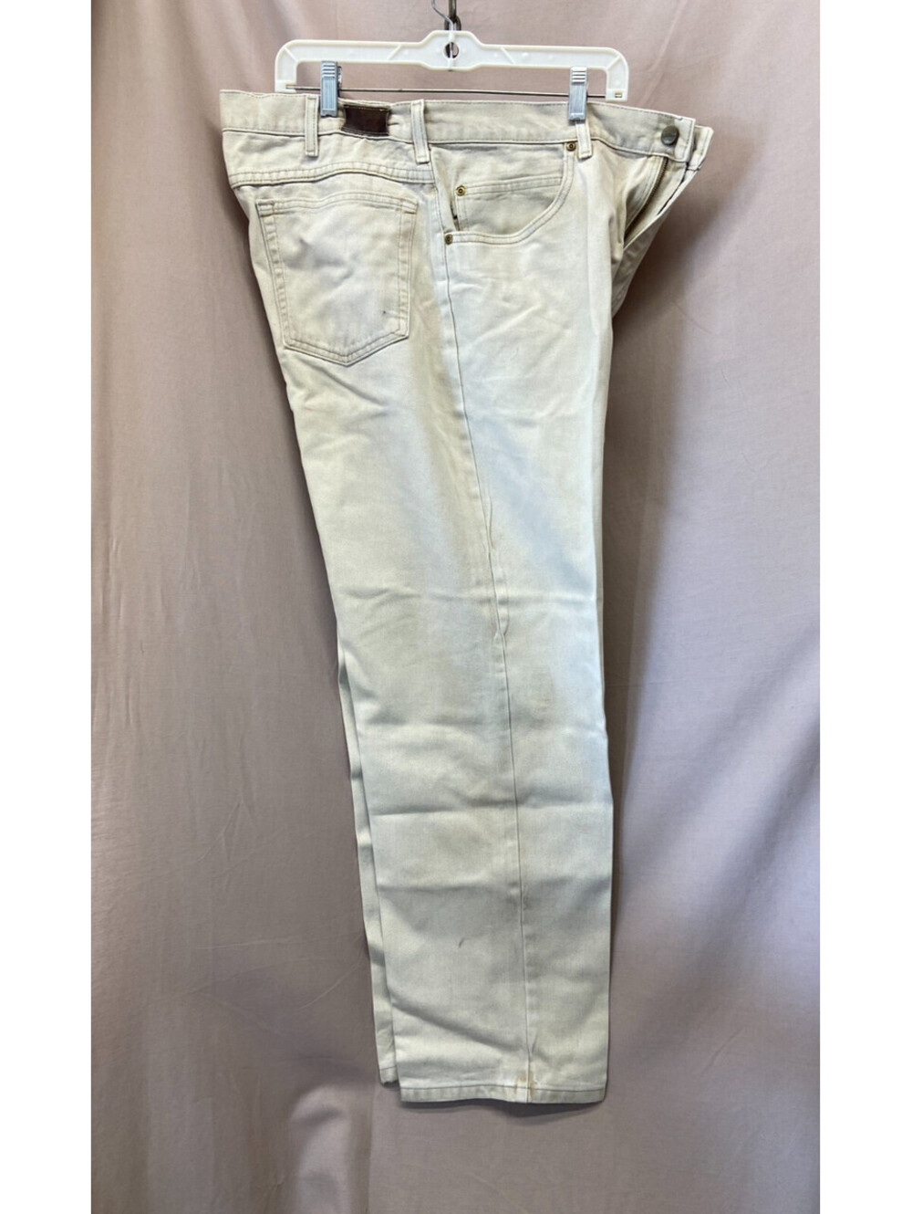Mens LL Bean Cream Denim Relaxed Fit Jeans Size 38x30 Casual Comfort